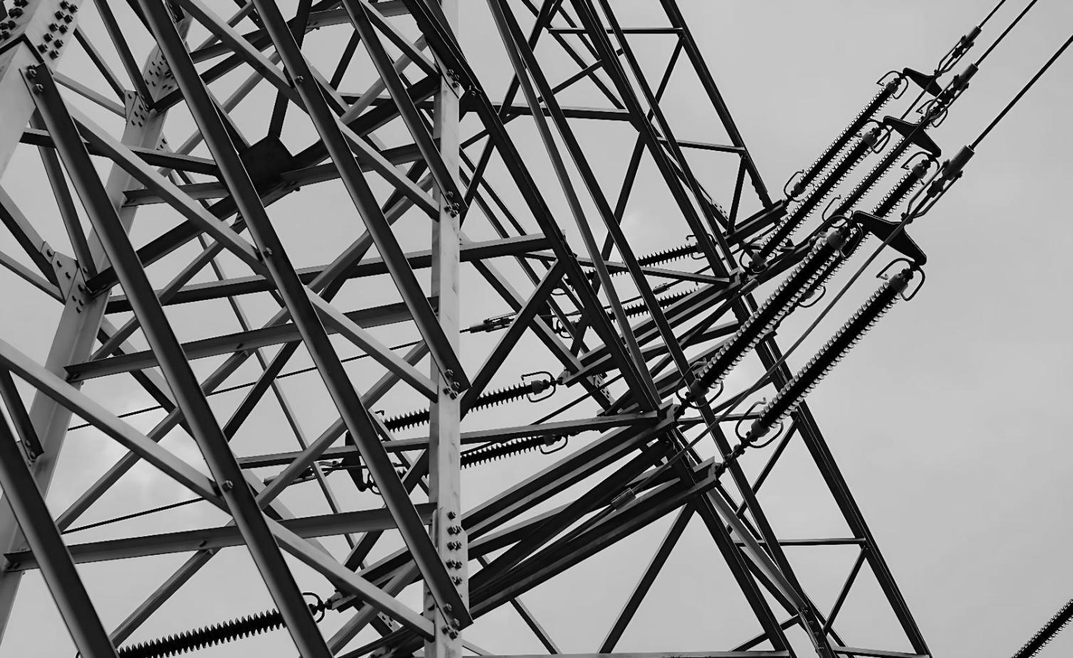 Vue aérienne d'une centrale hydroélectrique